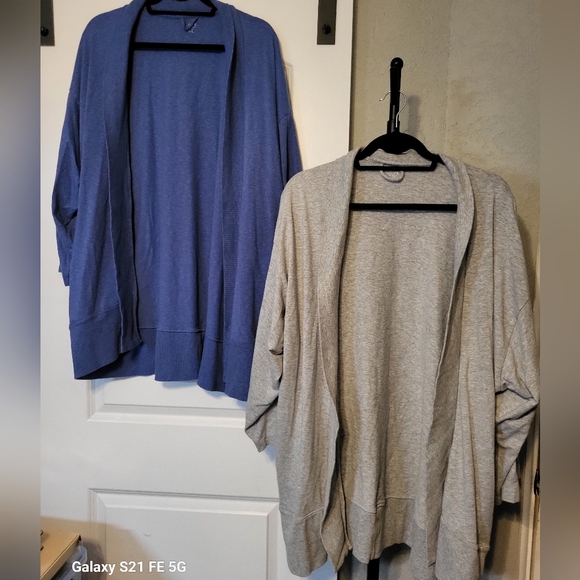 GAP Sweaters - 2-Pack Love By Gap Long Sleeve Cardigan Sweaters w/pockets, M/L (Runs Big), EUC